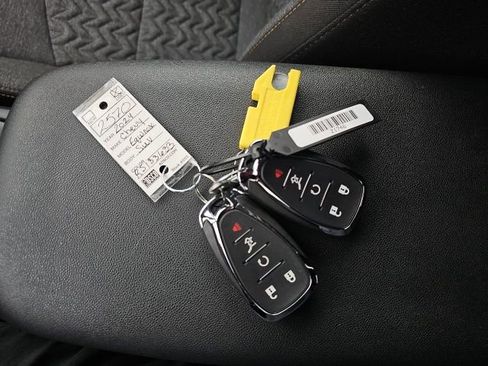 Used 2024 Chevrolet Equinox LT FWD image 55
