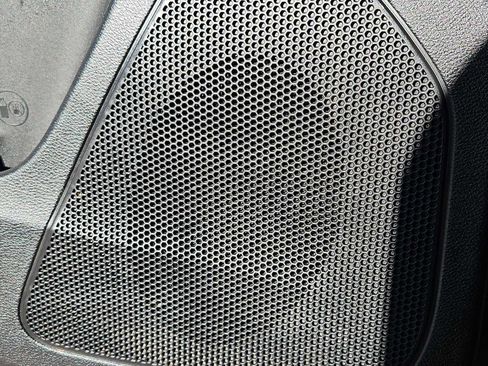 Used 2017 Jeep Cherokee Latitude image 31