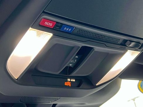 Certified 2025 Subaru Forester Premium image 26