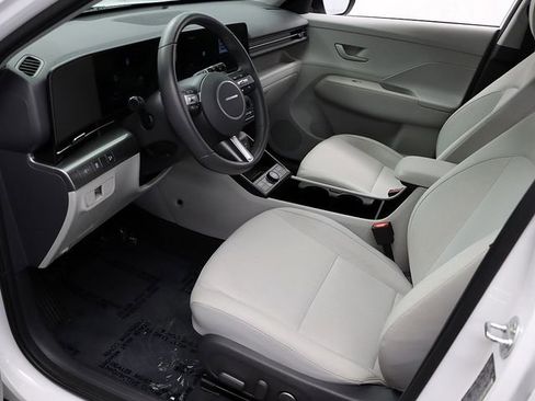 Used 2024 Hyundai Kona SEL w/ Convenience Package image 10