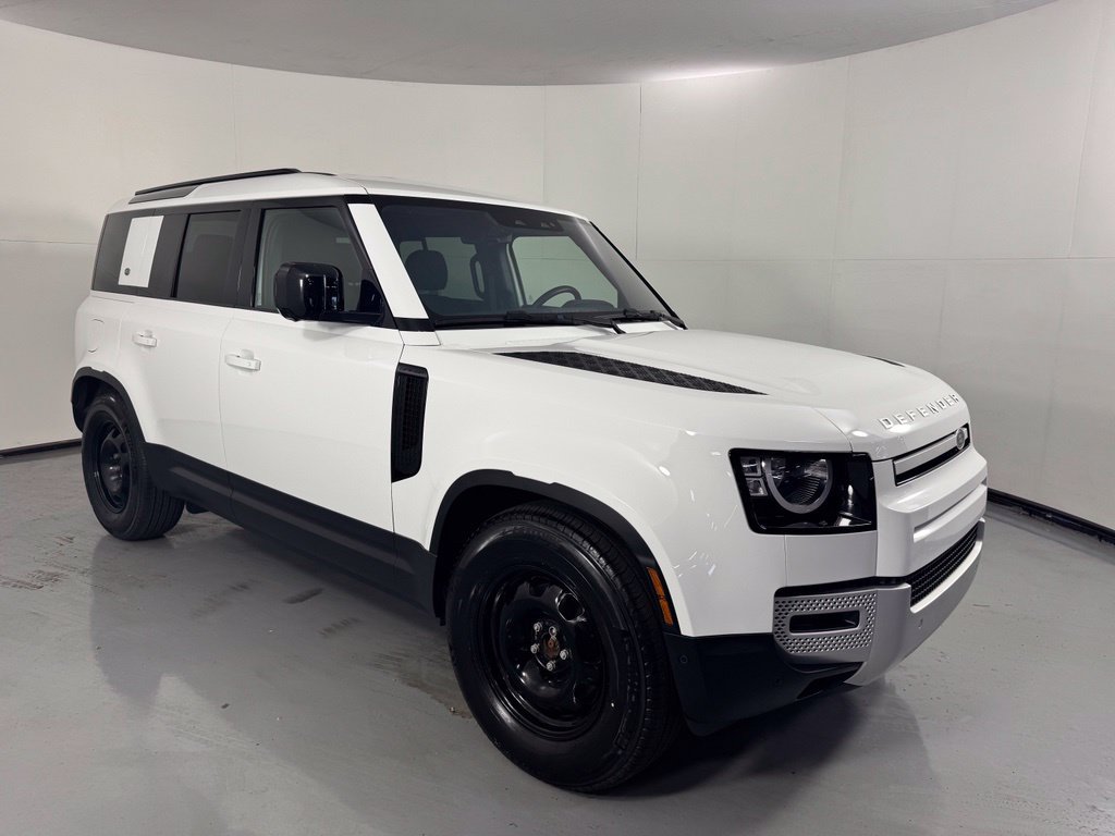 Used 2022 Land Rover Defender 110 AWD/4WD image 3