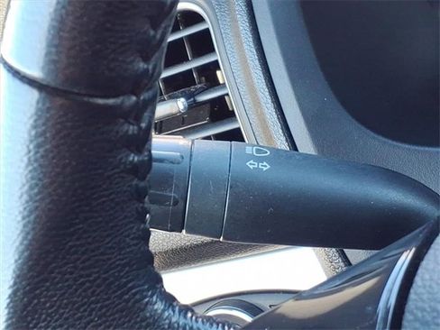 Used 2019 Ford Explorer XLT w/ Equipment Group 201A image 25