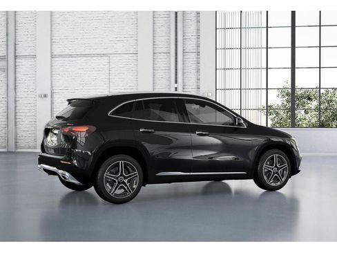 New 2026 Mercedes-Benz GLA 250 4MATIC image 19