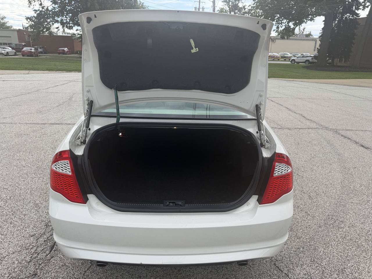 Used 2012 Ford Fusion SE FWD image 19