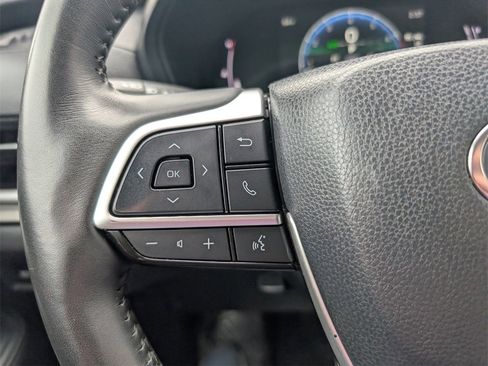 Used 2024 Toyota Grand Highlander XLE image 22