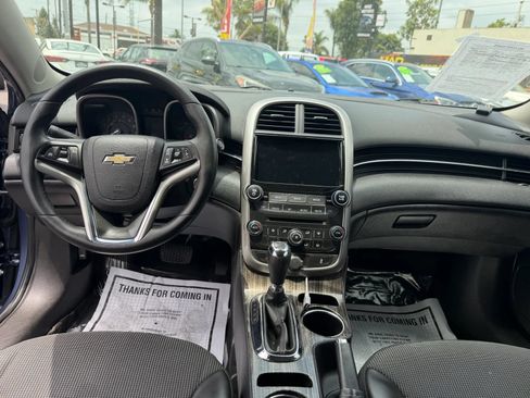 Used 2014 Chevrolet Malibu LT FWD image 13