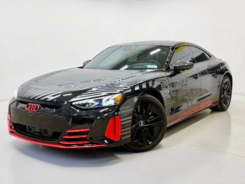 Used 2023 Audi RS e-tron GT image 2