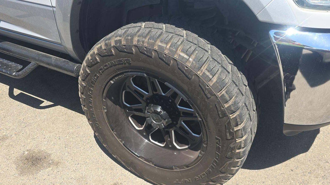 Used 2014 RAM 2500 Laramie AWD/4WD image 6