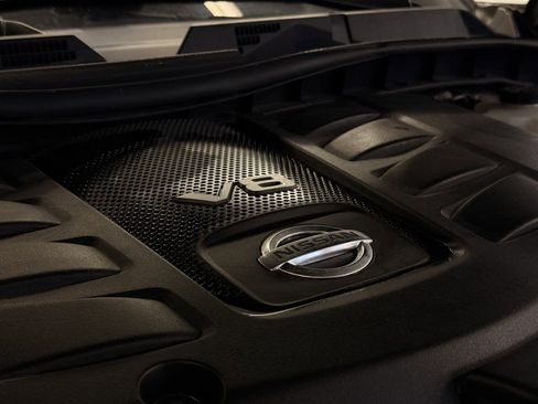 Used 2023 Nissan Armada SL w/ Captain's Chairs Package image 25