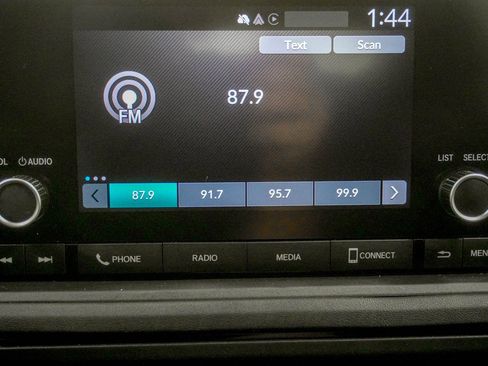 Used 2023 Honda Accord LX image 24