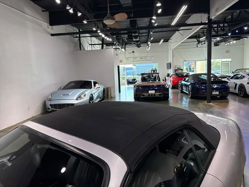 Used 2005 Jaguar XK8 Convertible image 15