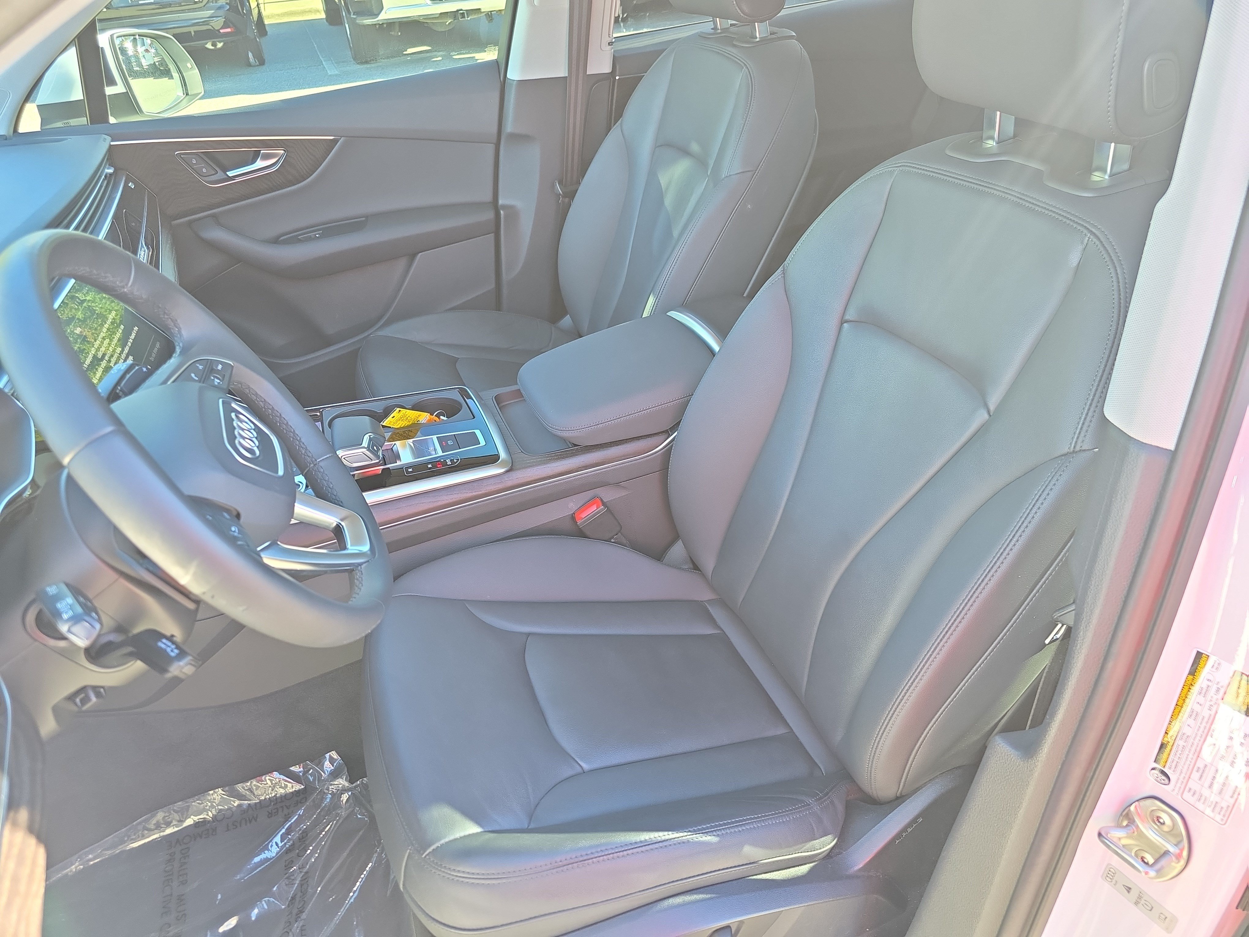 Used 2022 Audi Q7 3.0T Premium Plus w/ Premium Plus Package AWD/4WD image 16