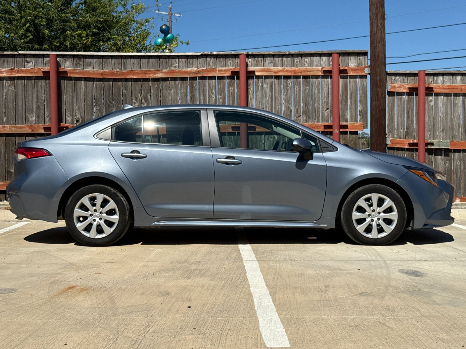 Certified 2025 Toyota Corolla LE FWD image 6