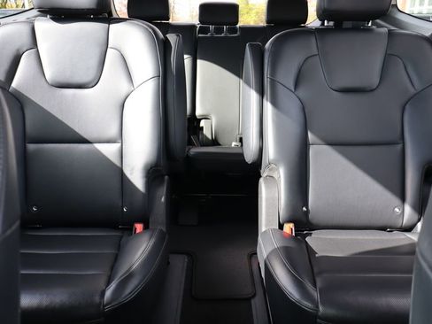 Used 2022 Kia Telluride S image 41