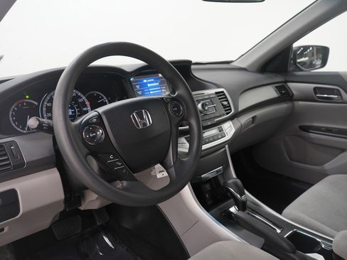 Used 2013 Honda Accord LX image 22