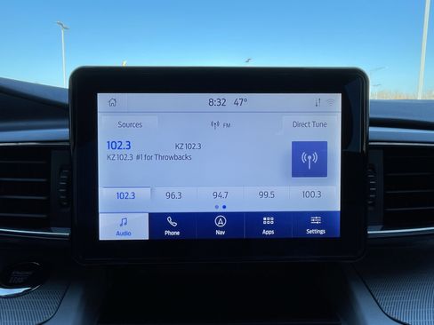 Used 2023 Ford Explorer XLT w/ Equipment Group 202A image 28