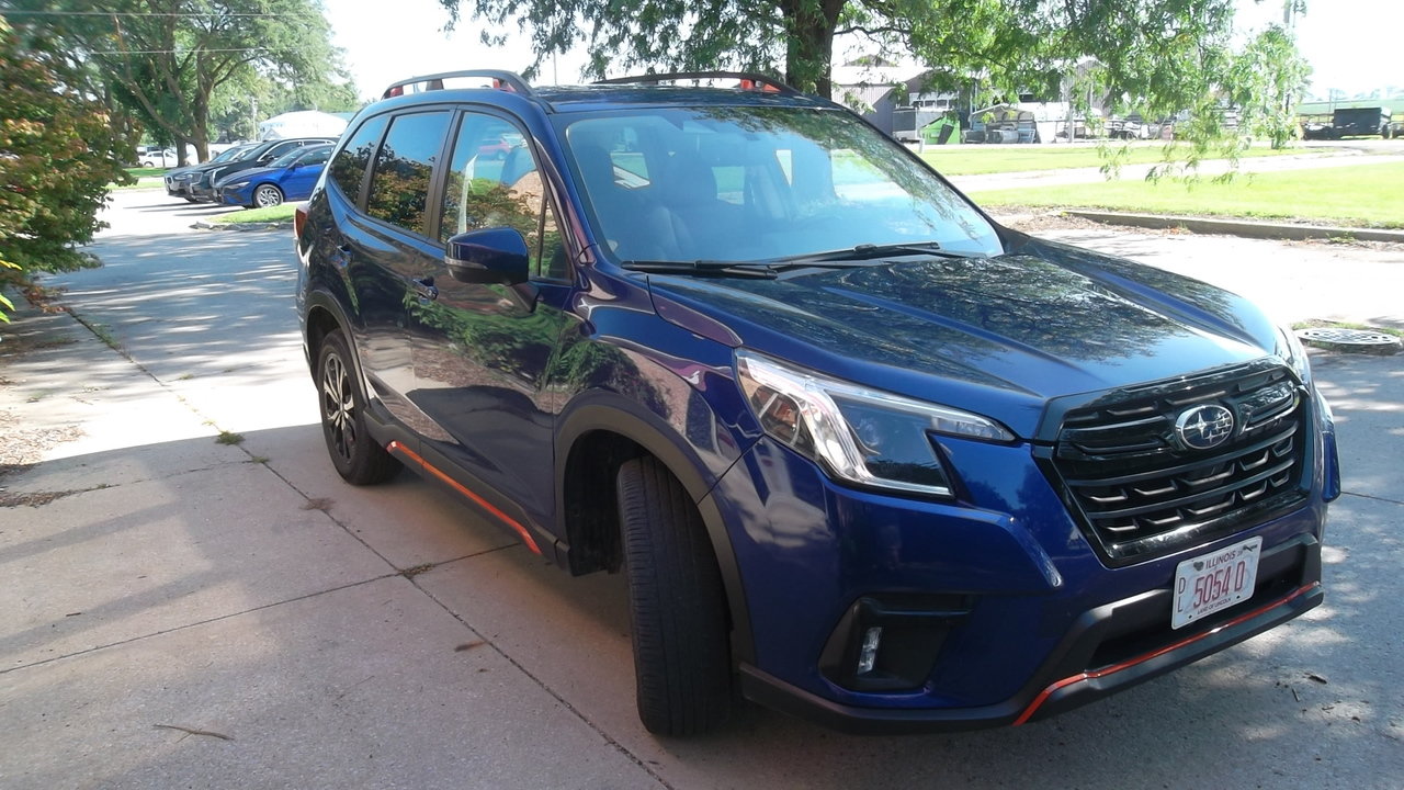 Used 2023 Subaru Forester Sport AWD/4WD image 2