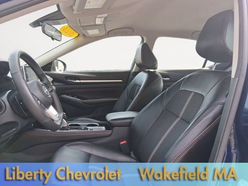 Used 2023 Nissan Altima 2.5 SR AWD/4WD image 15