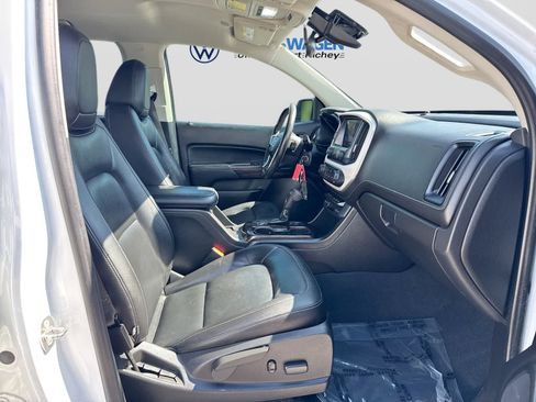Used 2019 GMC Canyon SLT w/ Driver Alert Package RWD image 28