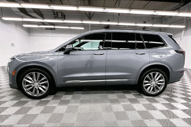 Used 2021 Cadillac XT6 Sport AWD/4WD image 14
