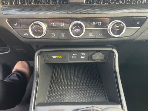 Certified 2024 Honda CR-V EX image 17