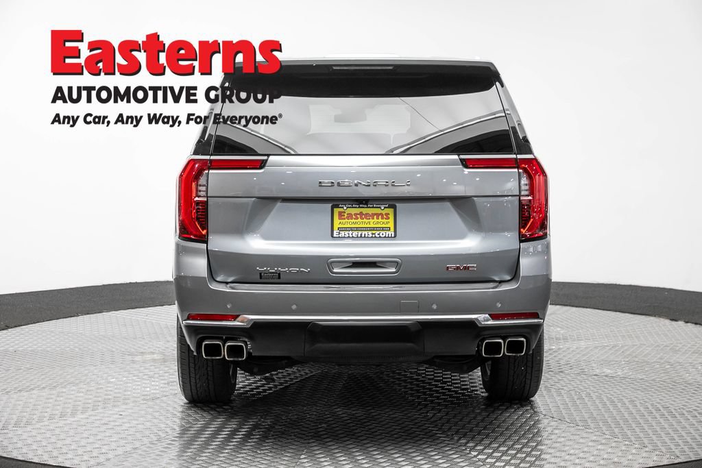 Used 2025 GMC Yukon Denali AWD/4WD image 7