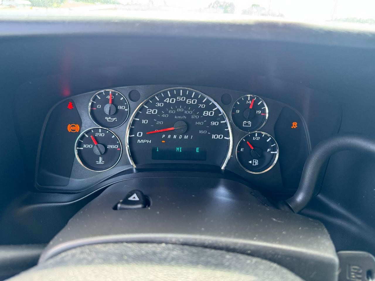 Used 2017 Chevrolet Express 2500 RWD image 36
