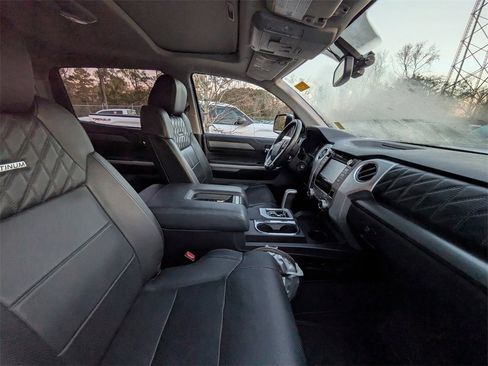 Used 2014 Toyota Tundra Platinum image 10