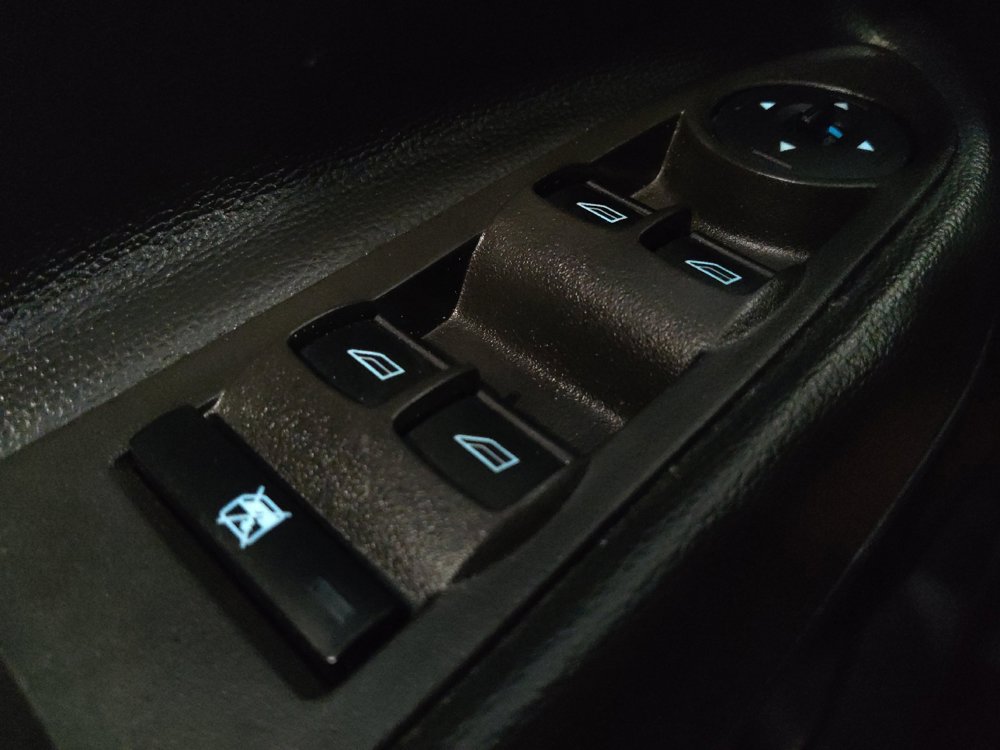 Used 2018 Ford Escape SE w/ SE Sync 3 Package FWD image 27