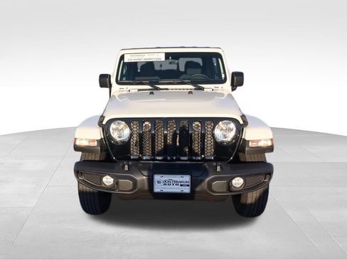 Used 2022 Jeep Gladiator Sport AWD/4WD image 3