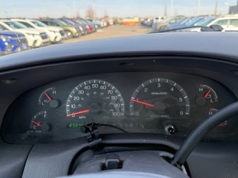 Used 2002 Ford F150 XLT image 22