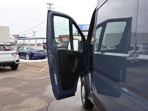 Used 2024 RAM ProMaster 3500 image 21