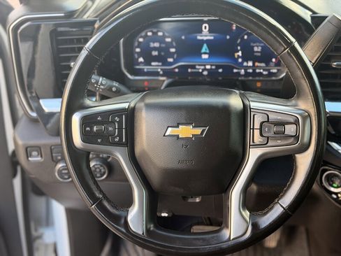 Used 2024 Chevrolet Silverado 2500 LT image 13