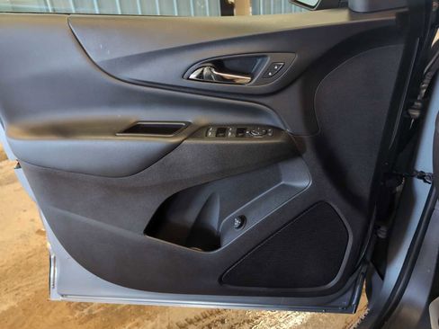 Used 2024 Chevrolet Equinox LT image 19