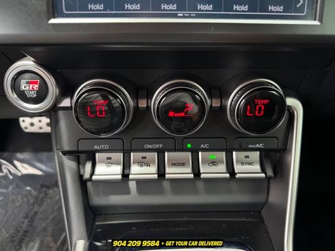 Used 2023 Toyota GR86 Premium w/ ALL Weather Mat Package (TMS) RWD image 22