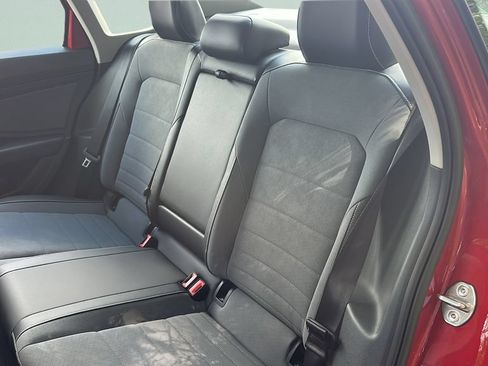 New 2026 Volkswagen Jetta SE FWD image 30