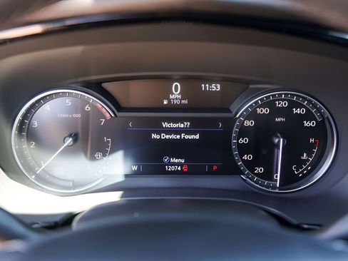 Used 2025 Cadillac XT6 Luxury FWD image 11