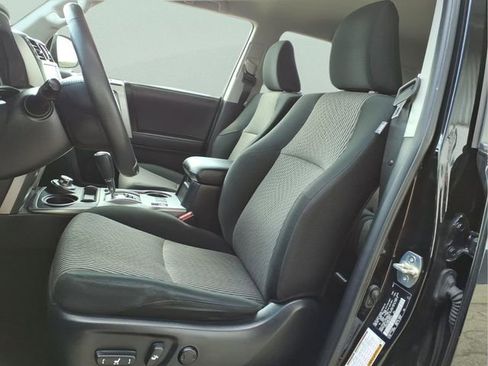 Used 2022 Toyota 4Runner SR5 image 12