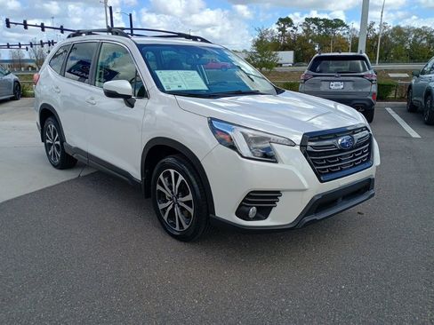 Used 2023 Subaru Forester Limited image 3