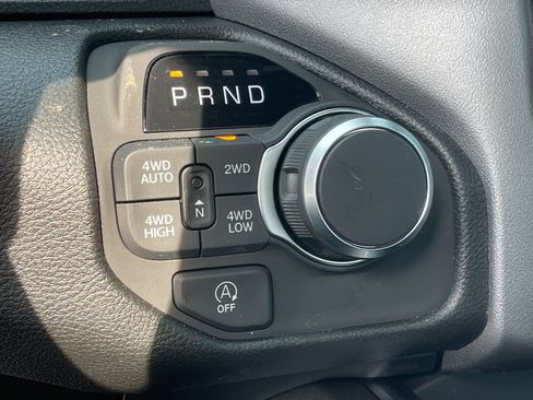 New 2026 RAM 1500 4x4 Quad Cab image 21