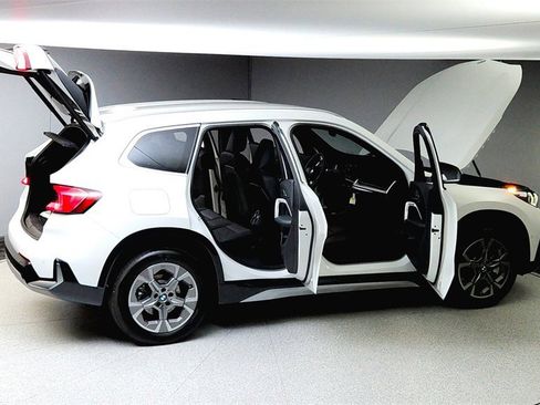 Used 2025 BMW X1 xDrive28i w/ Convenience Package image 12