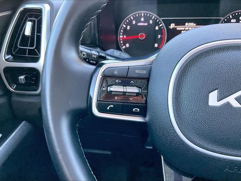 Used 2022 Kia Sorento SX image 24