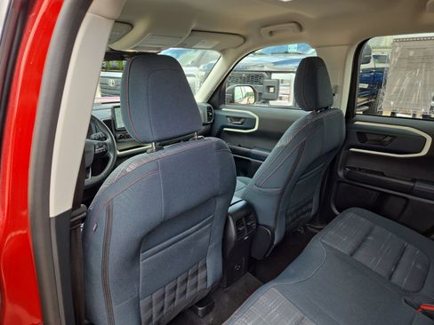 Used 2024 Ford Bronco Sport Heritage w/ Heritage Convenience Package AWD/4WD image 16