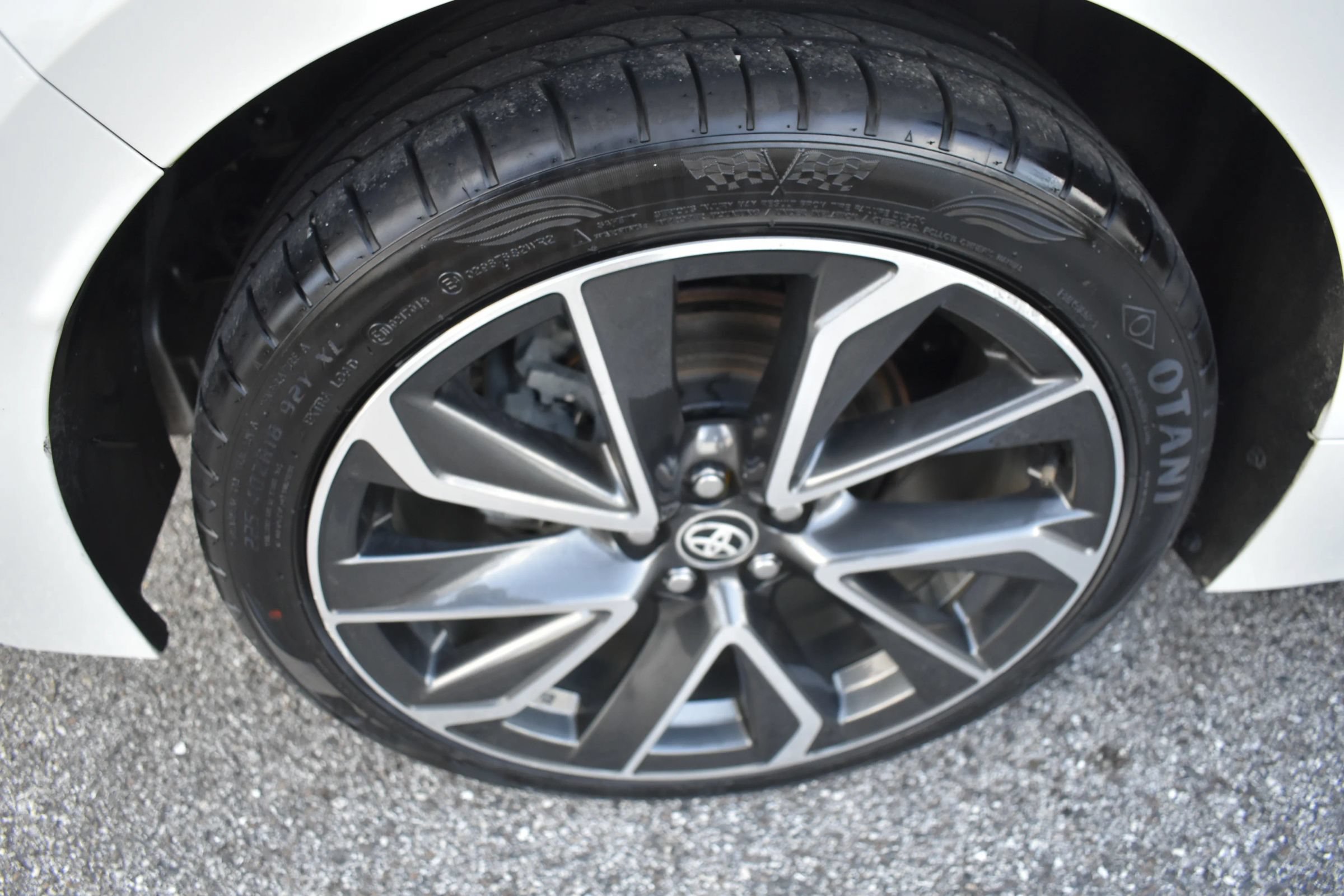 Used 2020 Toyota Corolla SE FWD image 22