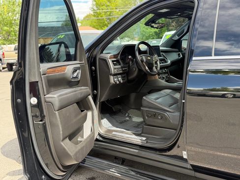 Used 2021 Chevrolet Suburban High Country image 45