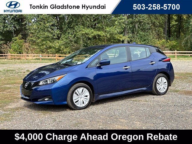 Used 2025 Nissan Leaf S FWD image 4