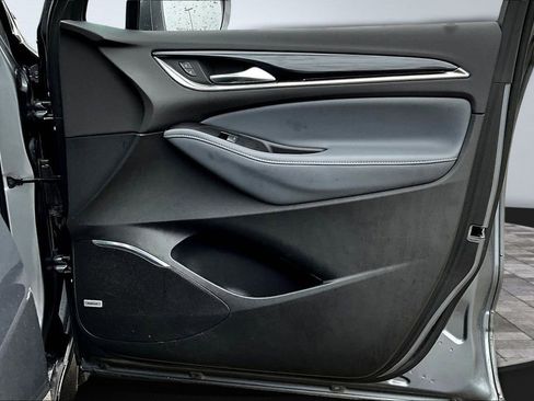 Used 2020 Buick Enclave Essence w/ Sound and Sites Package image 22