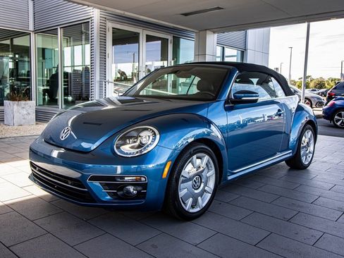 Used 2019 Volkswagen Beetle 2.0T SE image 9