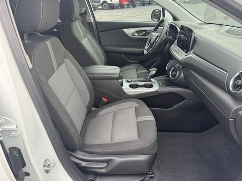 Used 2024 Chevrolet Blazer LT w/ Convenience Package FWD image 14