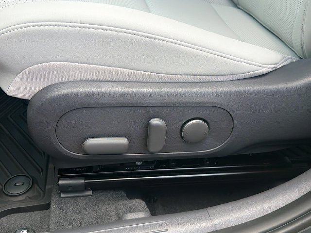 New 2026 Hyundai Kona Limited FWD image 19